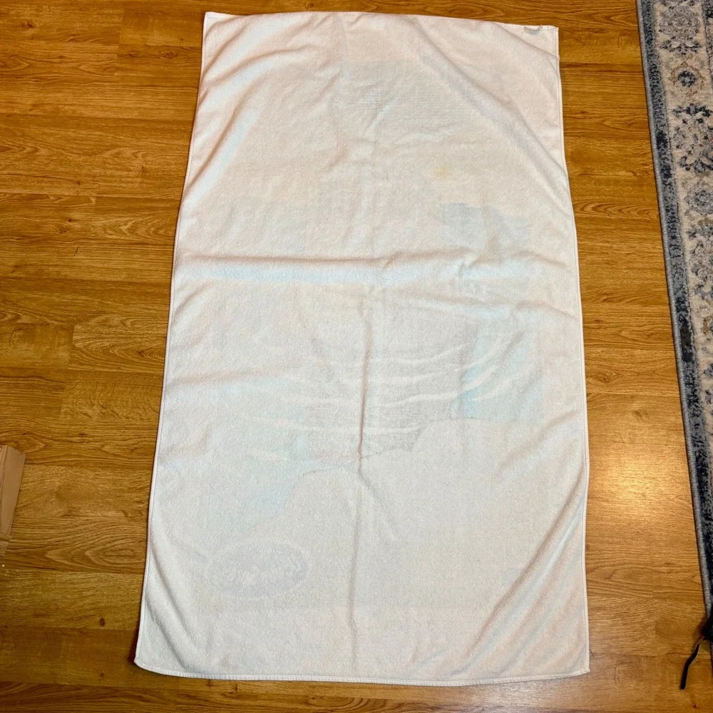 Vintage Ocean Spray Seal Beach Towel Center for Marine‎ Conservation Blue White